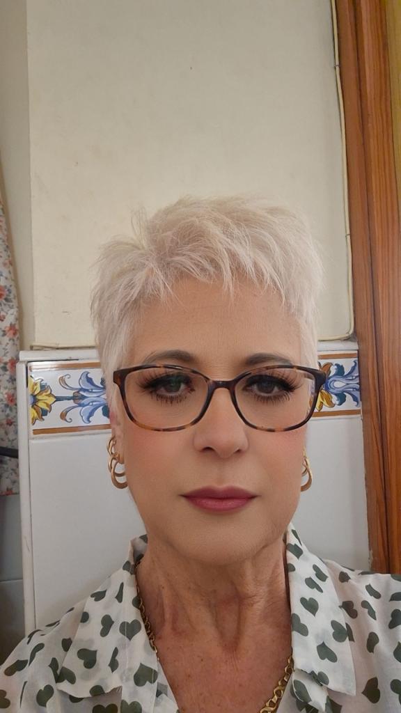 646176033: Chica busca chico en Mallorca