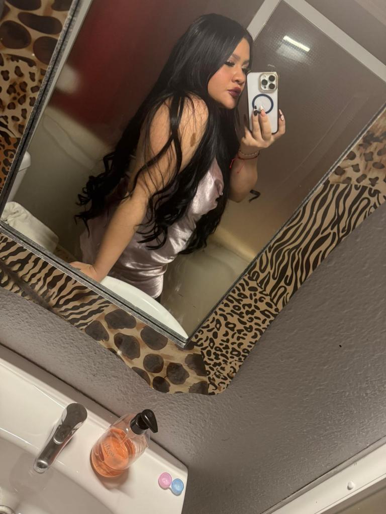 611362772: Chica busca chico en Huelva