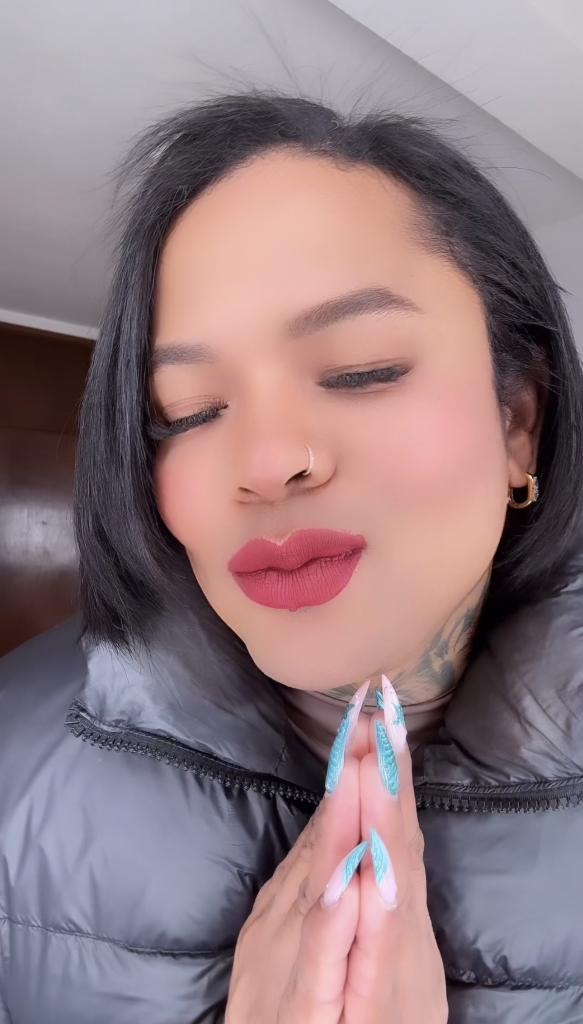 600004617: Transexual en Cádiz