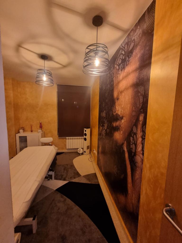 644308408: Chica busca chico en Jaén