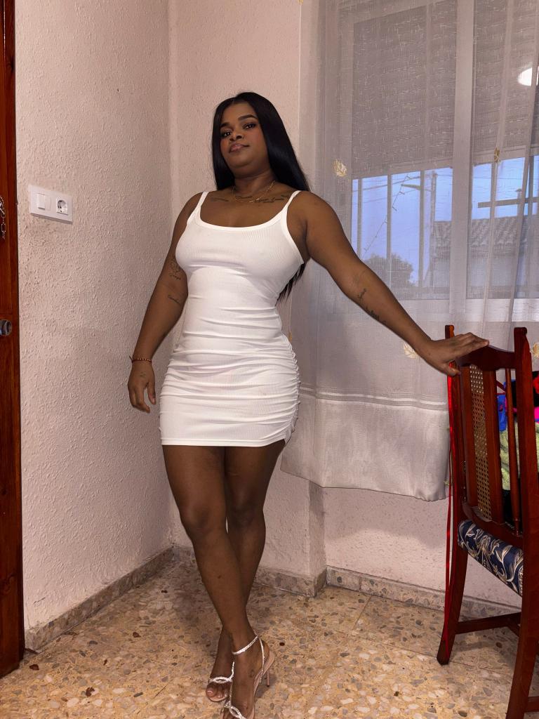 Chica busca chico en Almería: 