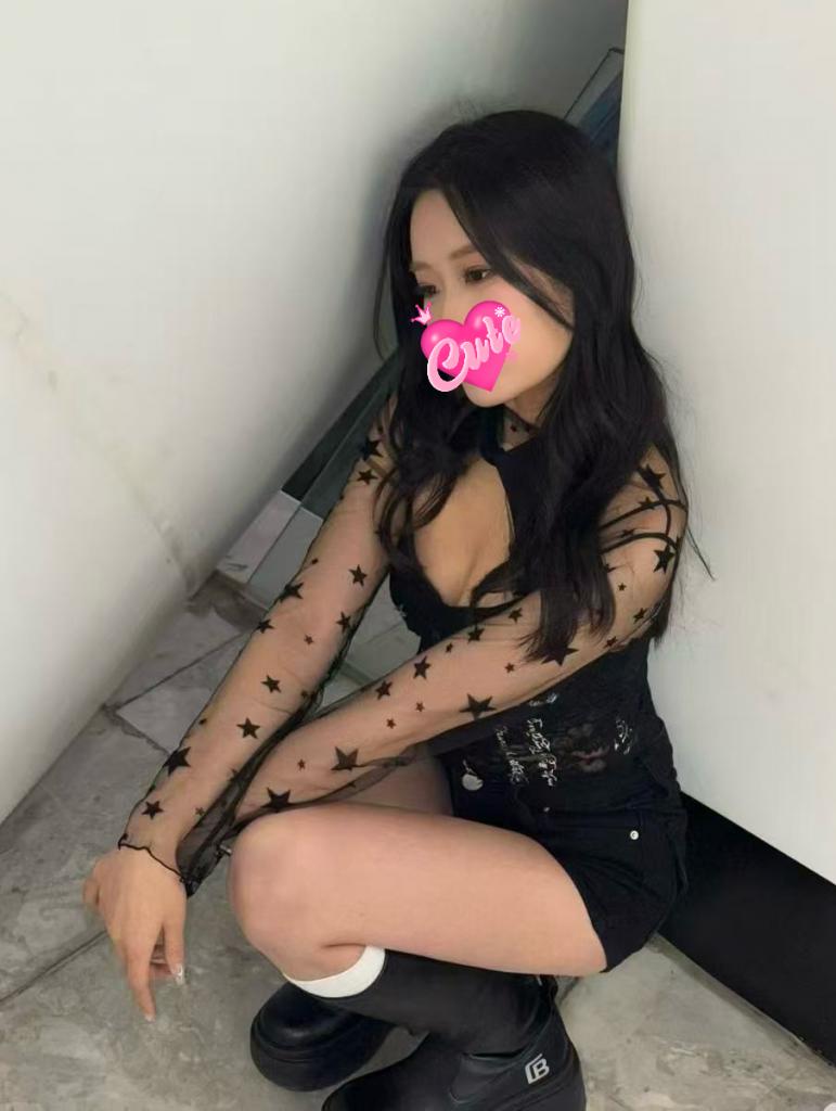 622314637: Chica busca chico en Gerona