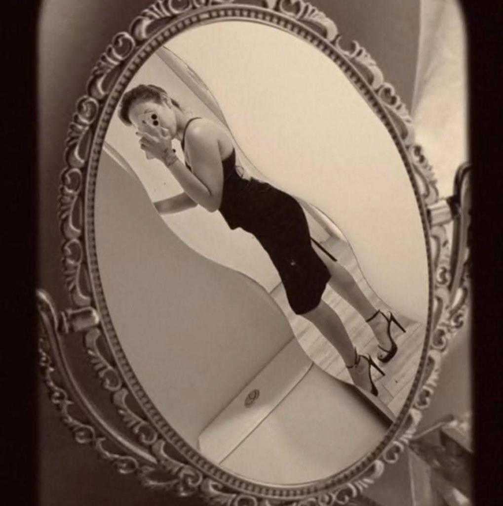 Chica busca chico en Sevilla: 