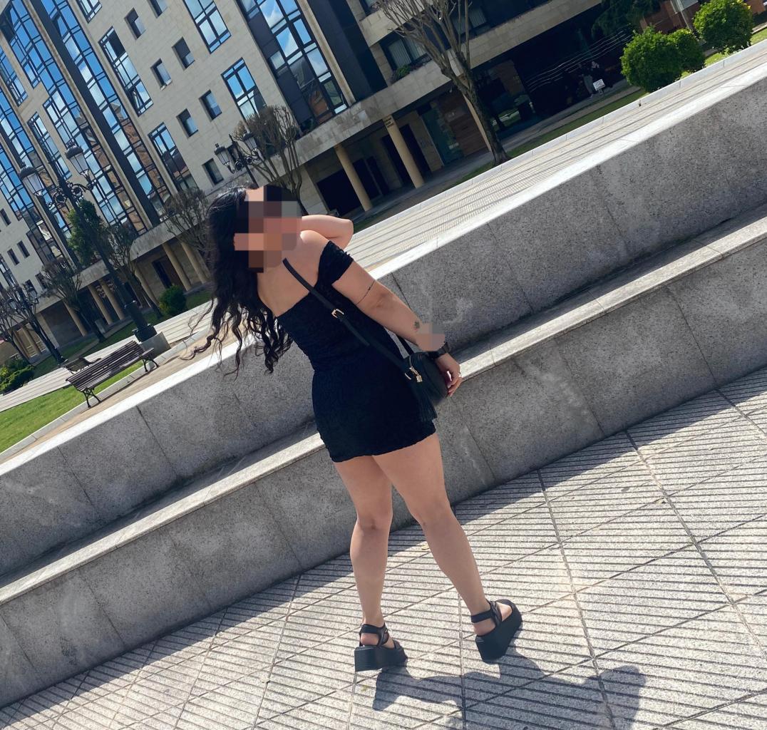 Chica busca chico en Lugo: 