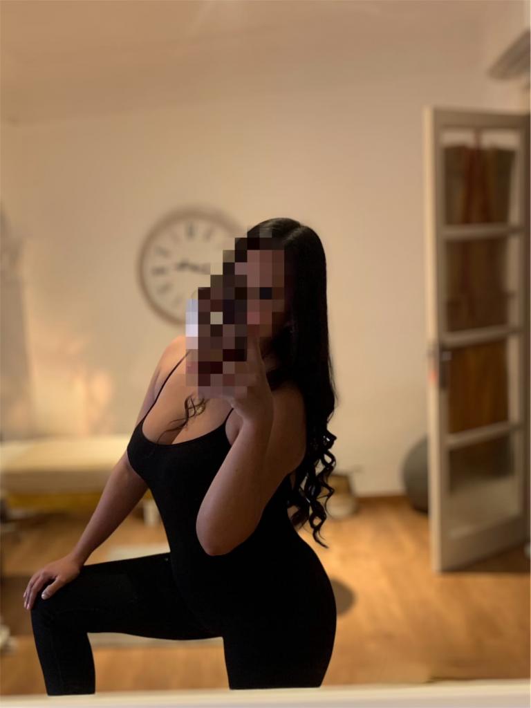 Chica busca chico en Zaragoza: 