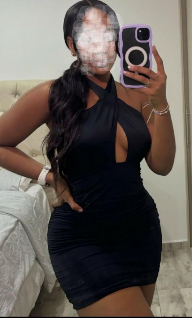 631843285: Chica busca chico en Murcia