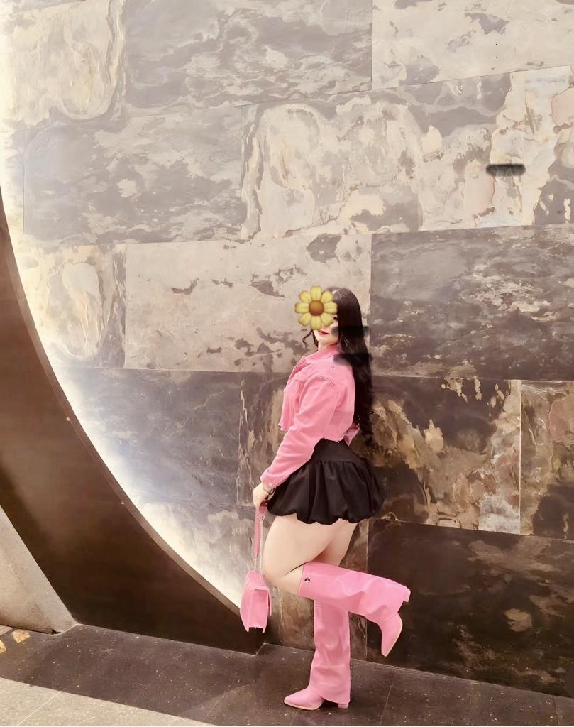 Chica busca chico en Granada: 