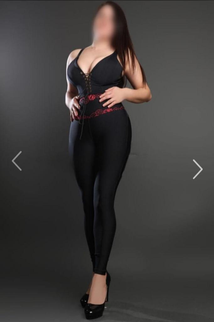 Chica busca chico en Jaén: 