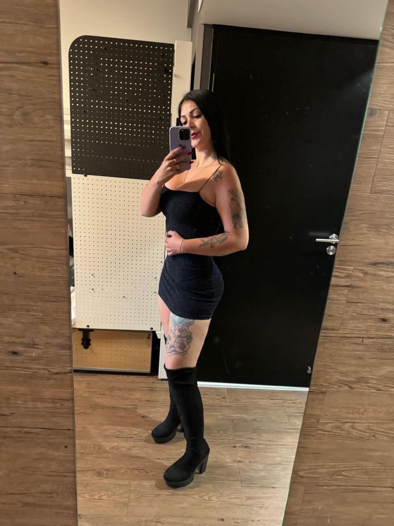 742013051: Chica busca chico en Ibiza