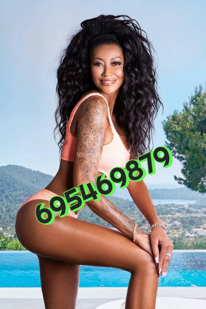 Chica busca chico en Cantabria: Chica busca chico