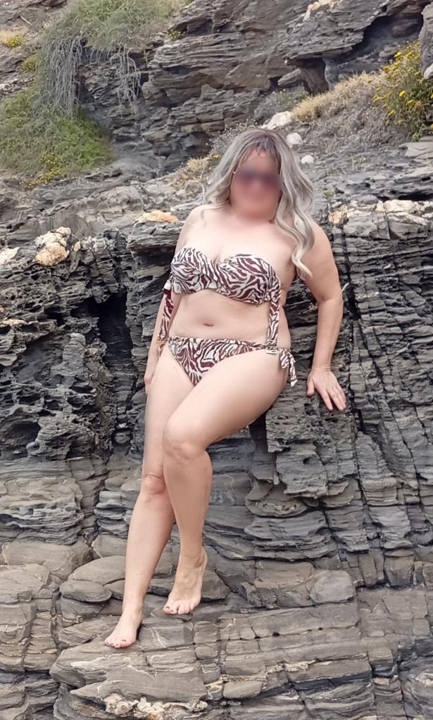 692429990: Chica busca chico en Almería