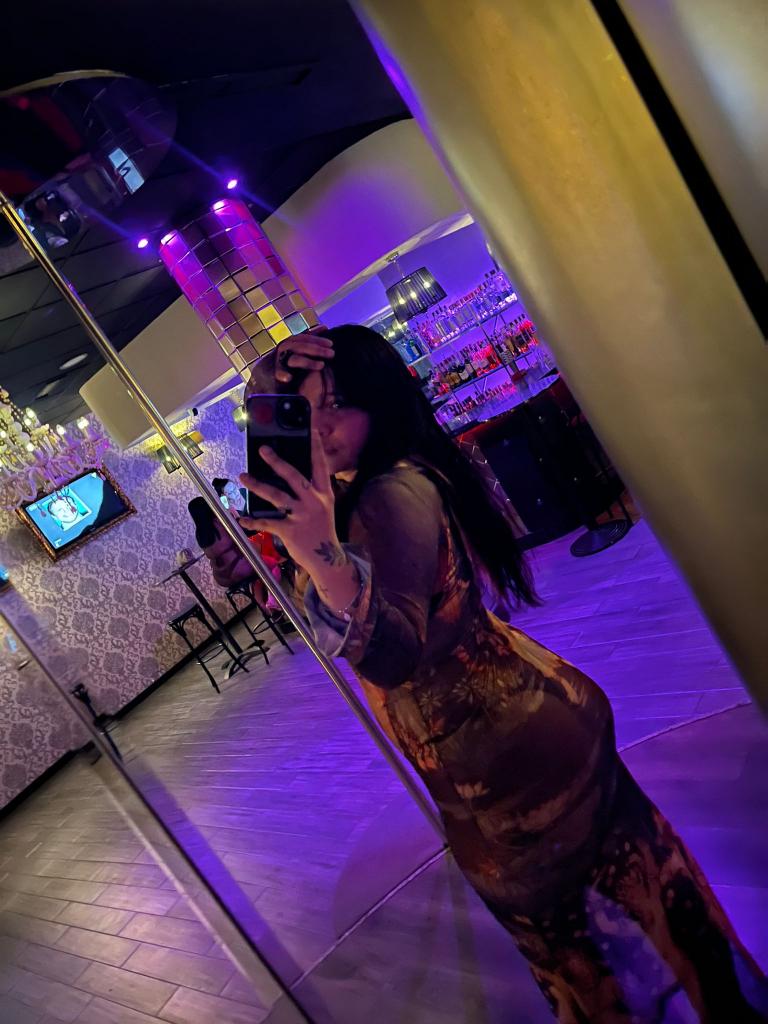 662939425: Chica busca chico en Cádiz