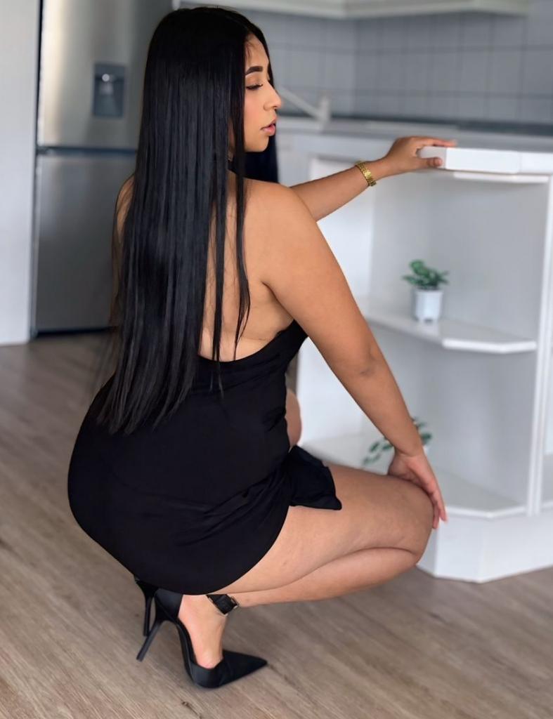 Chica busca chico en Tenerife: 