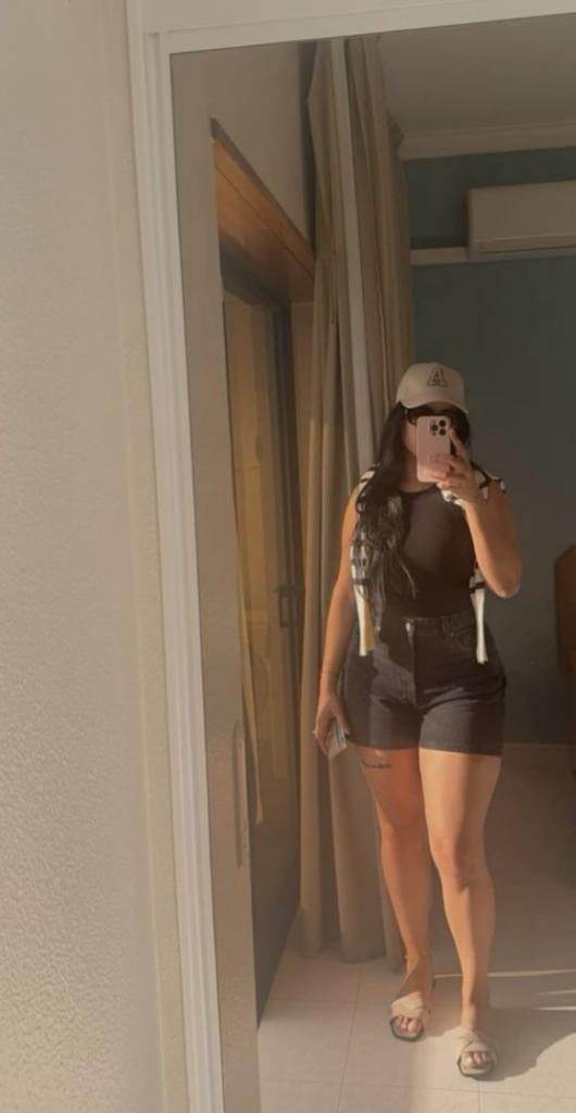 677048620: Chica busca chico en Zaragoza