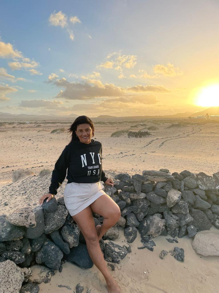 612275761: Chica busca chico en Pontevedra