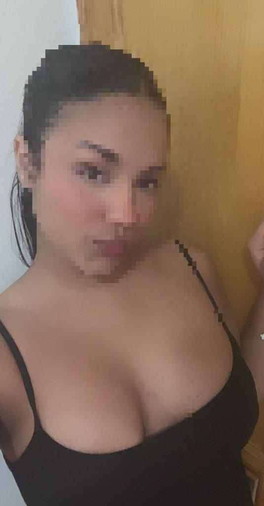 Chica busca chico en Tenerife: 