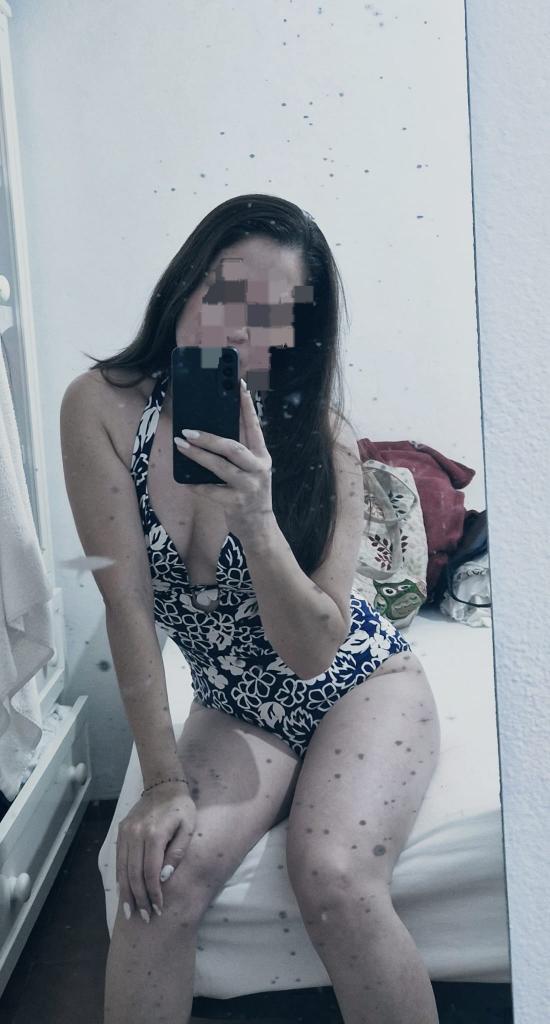 622356973: Chica busca chico en Ibiza