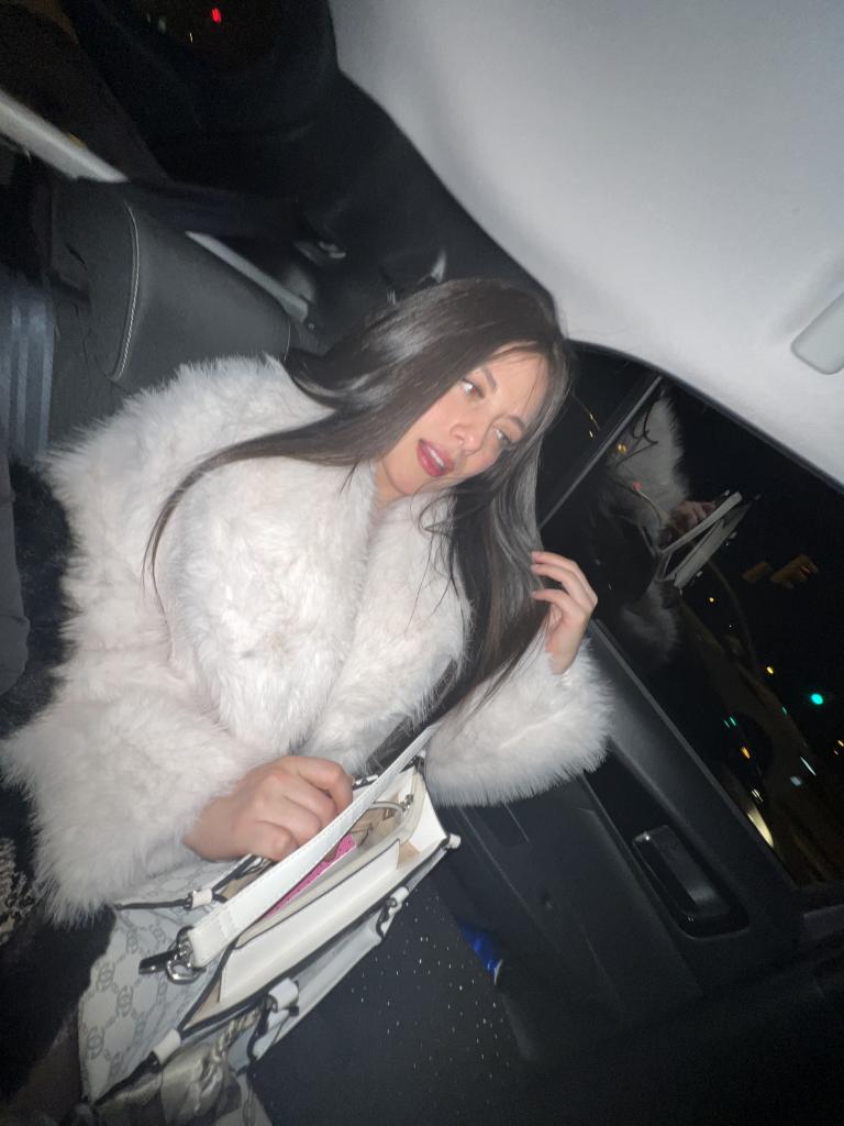 614773380: Chica busca chico en Valencia