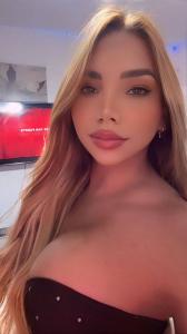 610912784: Travesti en Barcelona