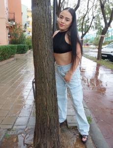 631143854: Chica busca chico en Valencia