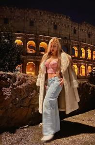 666314526: Chica busca chico en Ibiza