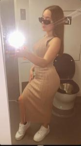 631327510: Chica busca chico en Barcelona