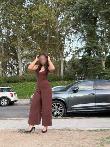 679135449: Chica busca chico en Madrid