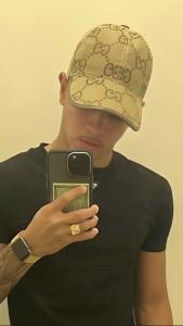 685824940: Chico busca chica en Barcelona