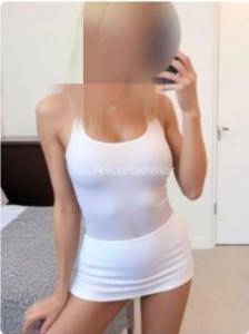 607010416: Chica busca chico en Ibiza