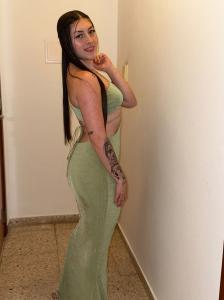 613724643: Chica busca chico en Barcelona