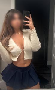 624475489: Chica busca chico en Barcelona