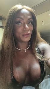 677676755: Travesti en Vizcaya