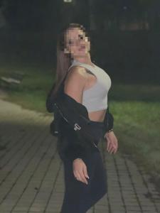 613302233: Chica busca chico en Cádiz