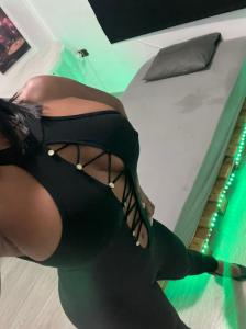 603436915: Chica busca chico en Ceuta