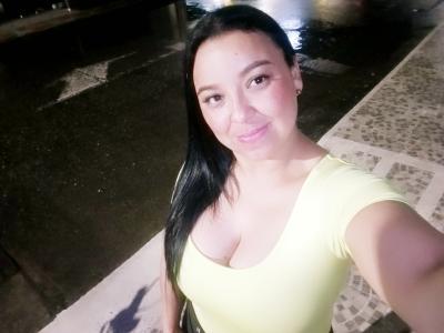 624420571: Chica busca chico en Barcelona