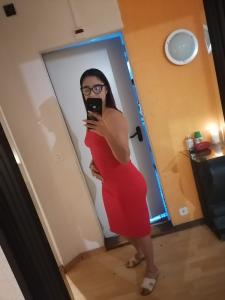 670345616: Chica busca chico en Valencia