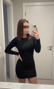631410375: Chica busca chico en Barcelona