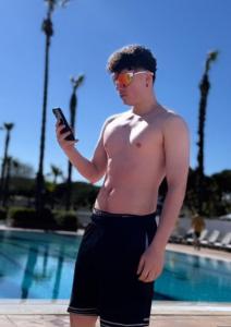 602871442: Chico busca chica en Barcelona