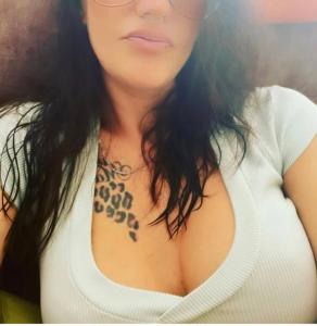 647598737: Chica busca chico en Barcelona