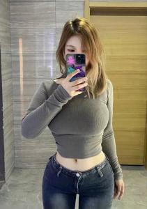 673320711: Chica busca chico en Barcelona