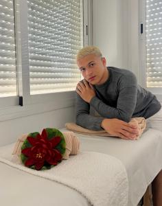 604295307: Chico busca chica en Sevilla