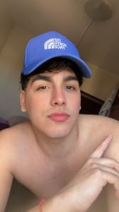 662421374: Chico busca chica en Zaragoza