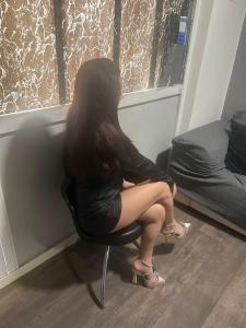 643224617: Chica busca chico en Valencia