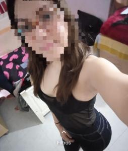 612242617: Chica busca chico en Barcelona