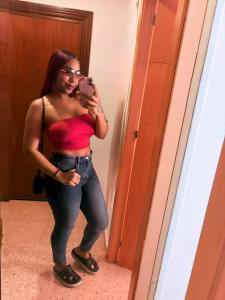 607071496: Chica busca chico en Sevilla