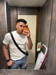 674202143: Chico busca chica en Murcia