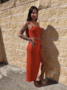 664874220: Chica busca chico en Madrid