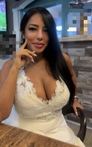 692385780: Chica busca chico en Alicante