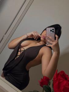 612419666: Chica busca chico en Barcelona