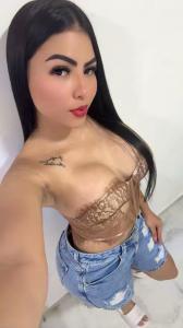 677526358: Chica busca chico en Navarra